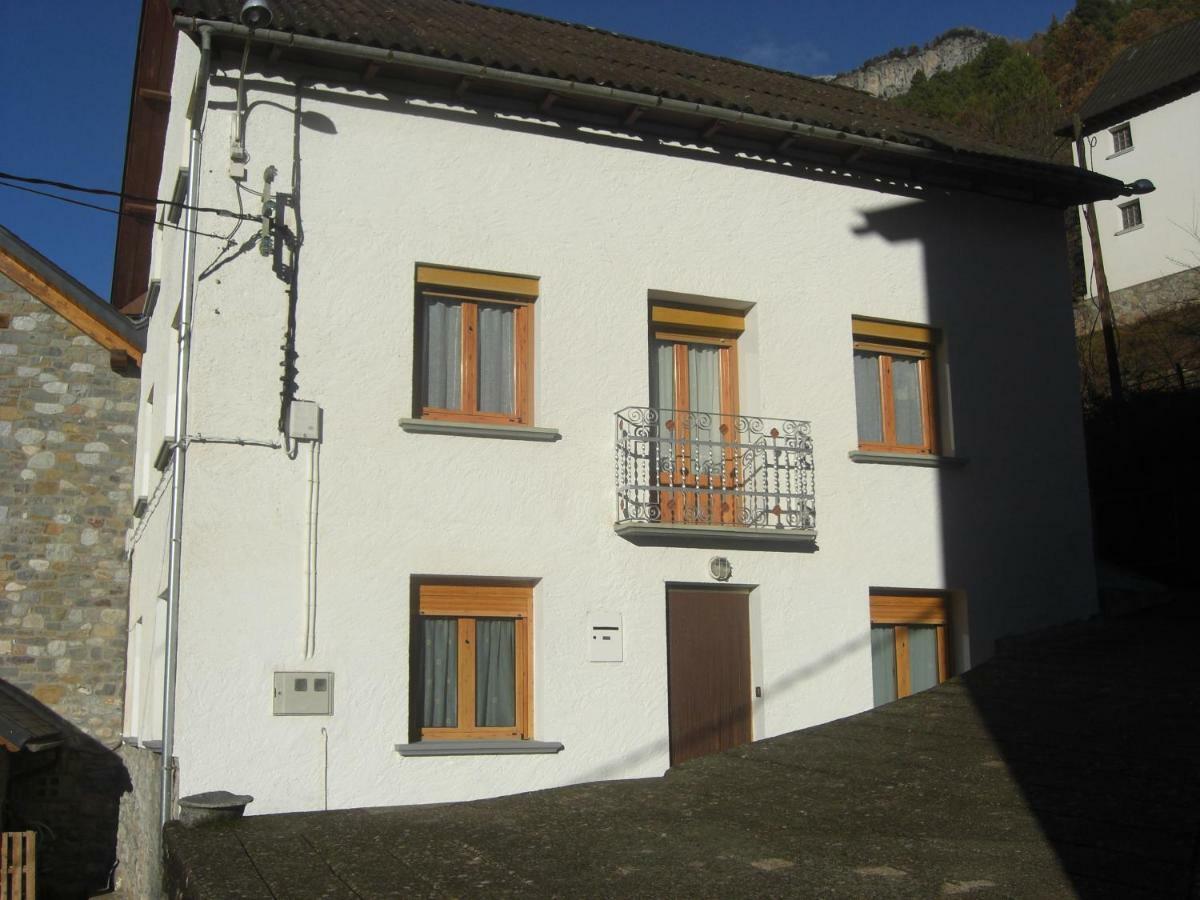 Vivienda Lanzon Villa Salinas de Bielsa Exteriör bild