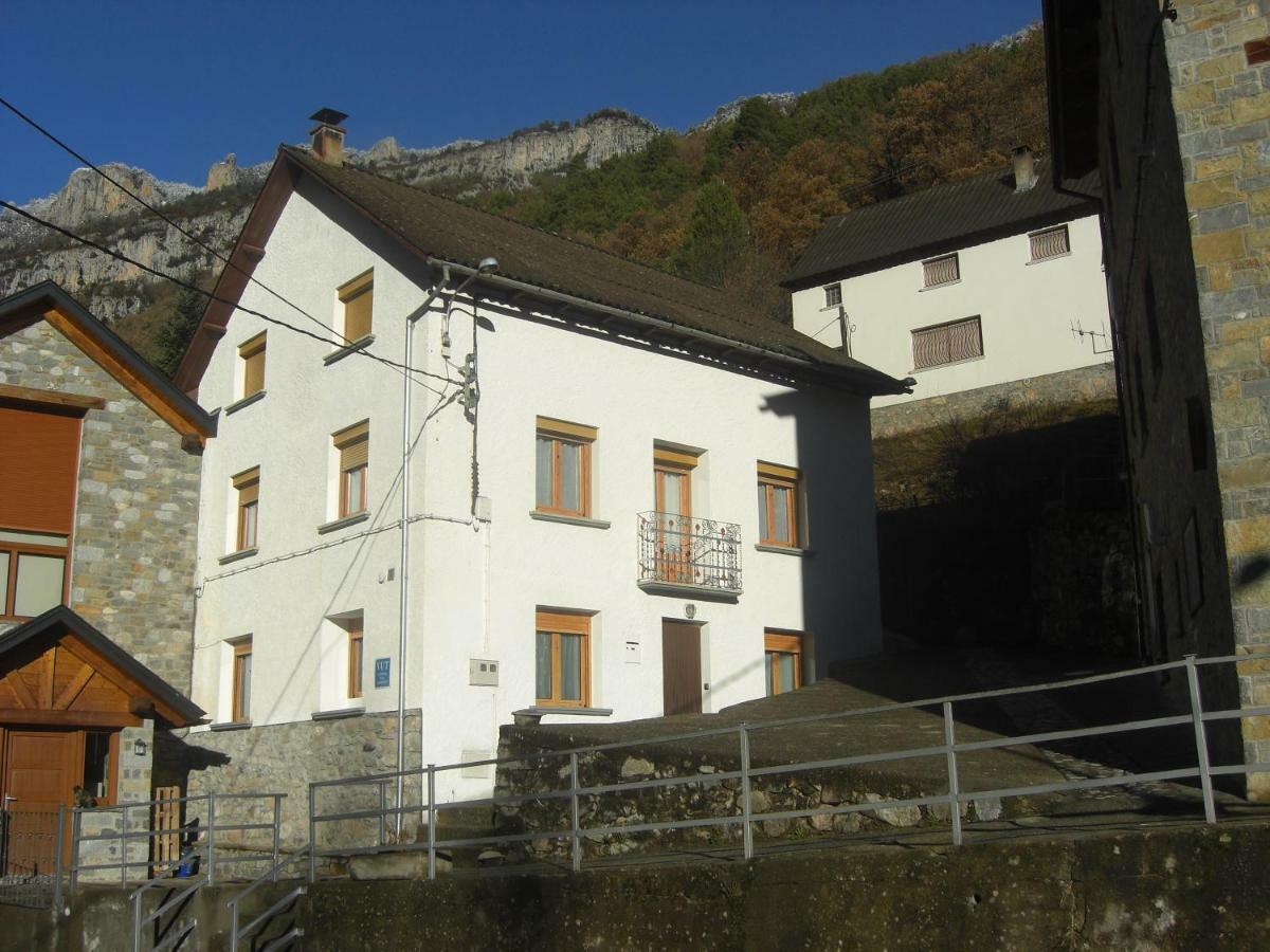 Vivienda Lanzon Villa Salinas de Bielsa Exteriör bild